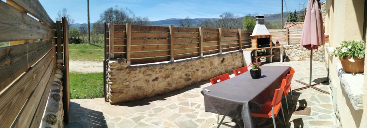 Casitas Pinilla Del Valle Luaran gambar