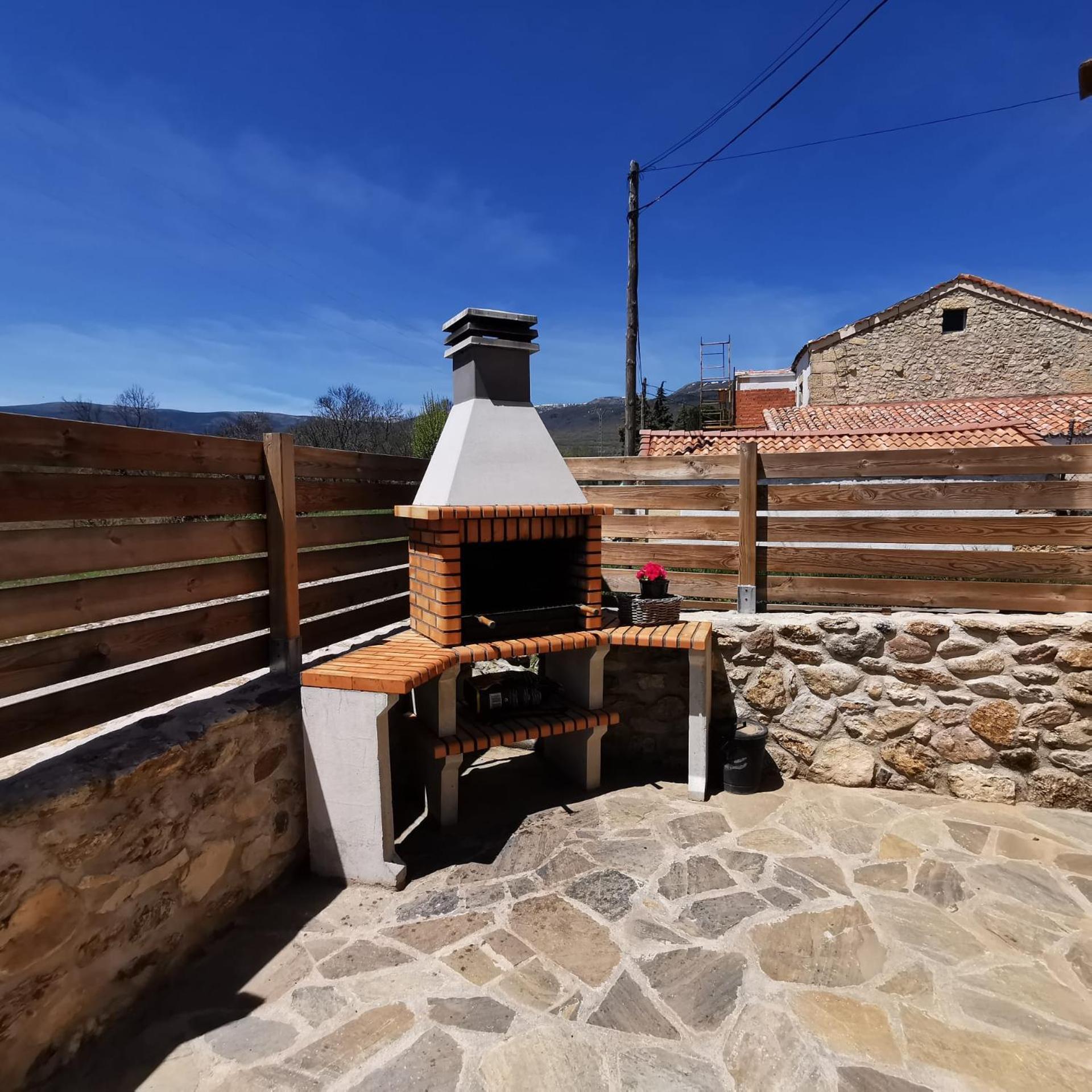 Casitas Pinilla Del Valle Luaran gambar